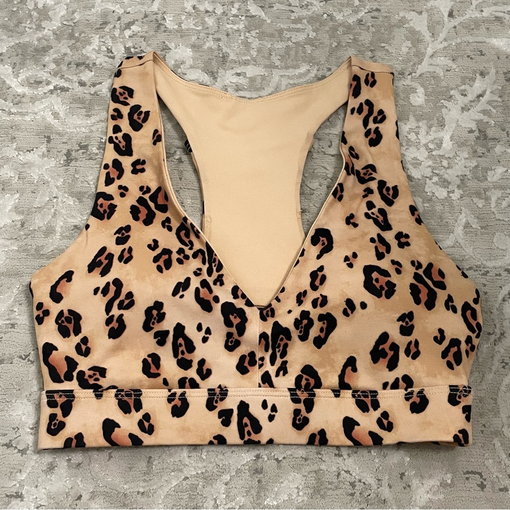 Fabletics Racerback‎ Leopard Print - Picture 2 of 11